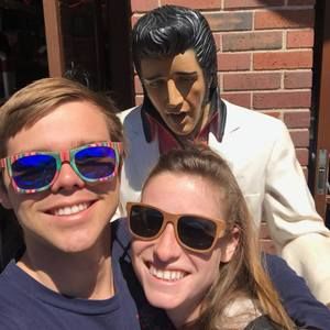 Meet your Posher, Nicole